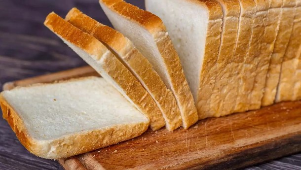 Pão de forma contém lactose